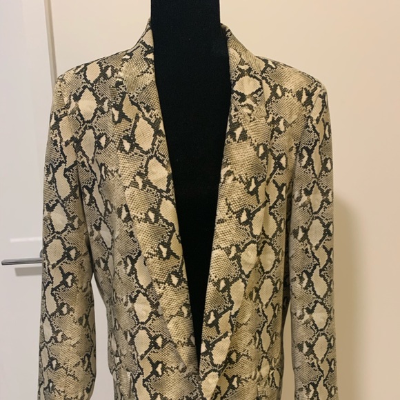 snake blazer zara